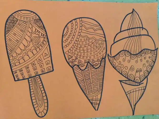 东城珑恩育晟幼儿园美术班大a班第四课《线条画》