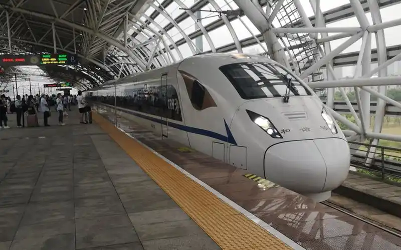 【中国铁路】crh3a进昆山南站