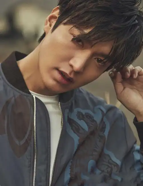 李敏镐最新画报帅气图片