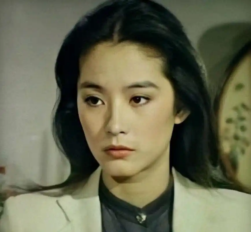 关于林青霞,有哪些罕见的绝美照片?