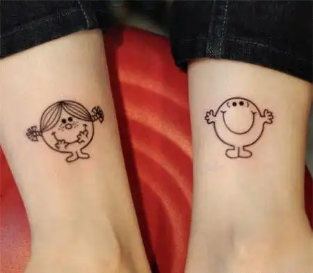 情侣脚踝卡通笑脸纹身图案