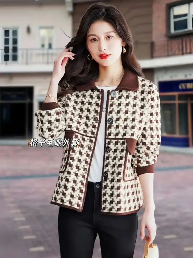 翻领格子毛呢外套女!小香风气质别致开衫外搭2024新款春装短款洋气!