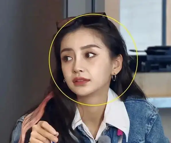 杨颖关掉滤镜法令纹明显奔兄近镜头脸太崩谁敢信才32岁