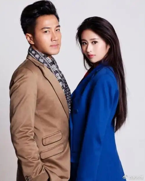 刘恺威恋上26岁陈都灵过往5次恋闻都是大年龄差小花