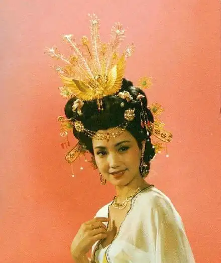 古典第一美人李建群古装造型惊艳四方刘晓庆林芳兵难超越