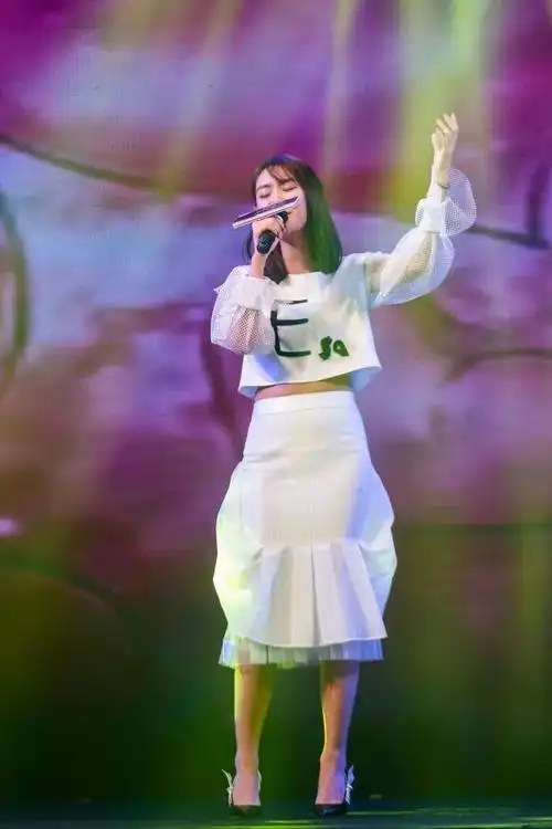 鼎诚五周年我让徐歌阳唱歌给你听