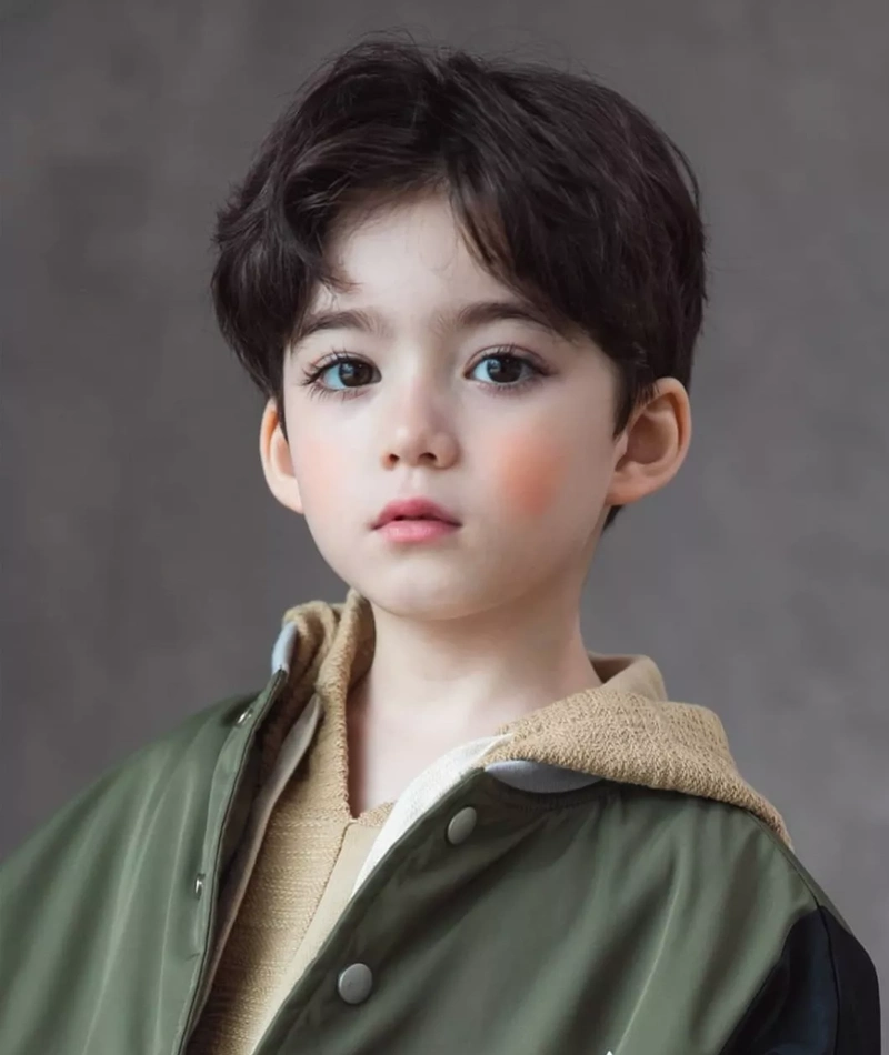 小男孩发型别再乱剪了有这20多款就够了时尚精神真帅气