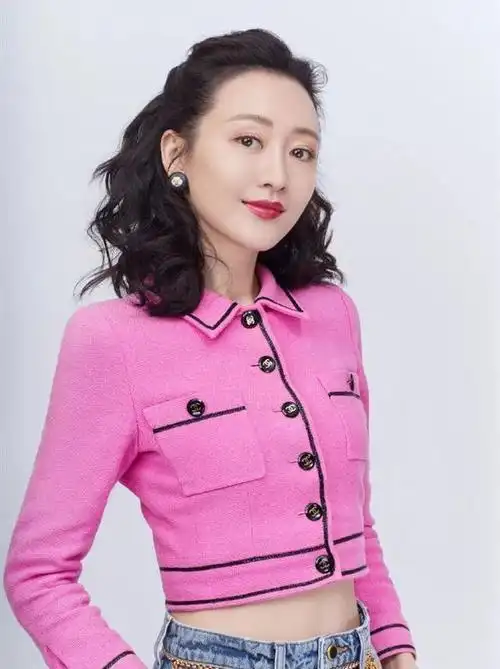 真服了王鸥的高级脸!别人换上变大妈的妆容发型,她依旧美艳高贵