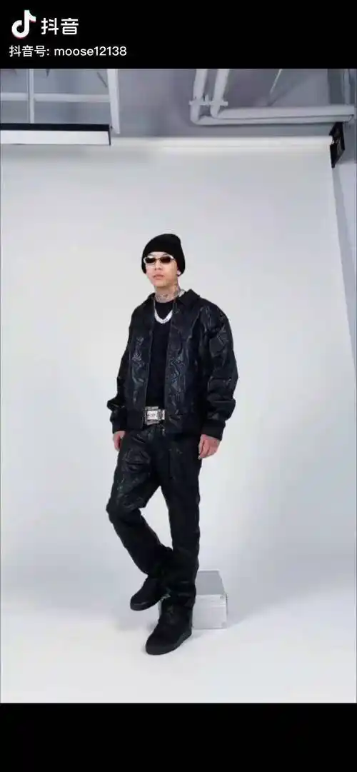 和娜娜走红毯是什么一个体验蓝线合拍 欧阳娜娜 蓝线挑战_娜娜_什么