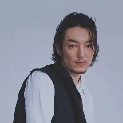 外部播放此歌曲>歌手:亚森亚森 - 天亮了(live)作词:韩红作曲:韩红那