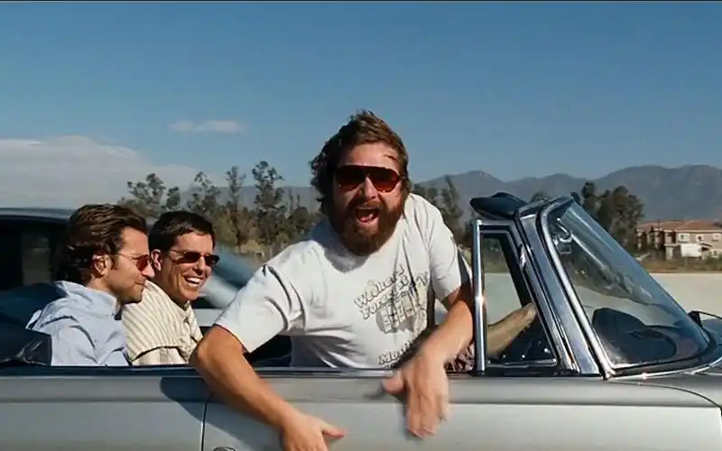 喝断片后把朋友弄丢的故事宿醉1