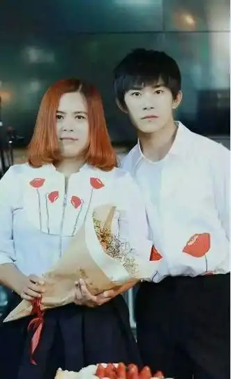 易烊千玺的妈妈究竟有多"狠"?