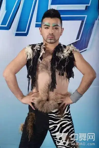 中国最火的高跟鞋男爵——申旭阔