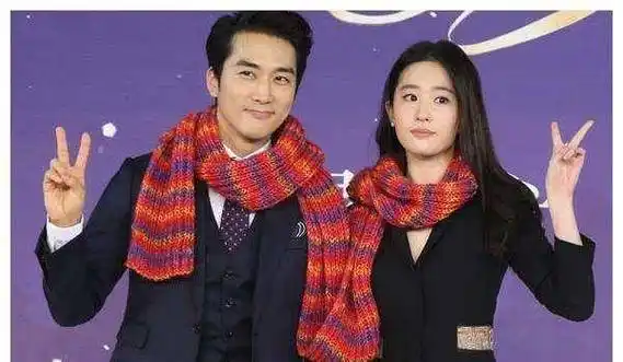 刘亦菲,安以轩,刘品言,戏外命运各不相同_赵灵儿_李逍遥_林月如