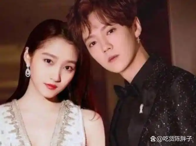 鹿晗和关晓彤这俩人 七年了还没迈入婚姻的大门 咱们来猜猜是为啥