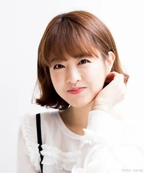 胖妹妹必看!打造适合圆脸的爆款发型