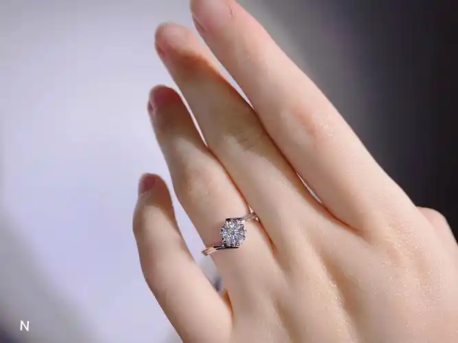 0.5克拉g vs2 3ex圆钻钻戒,点击率很高的雪花款