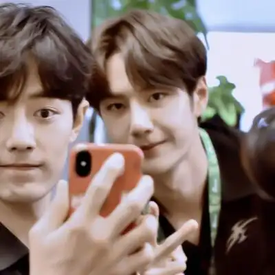 博君一肖情头. 肖战&王一博.礼貌拿图.