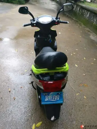 急转9成新60v20a电动车1600