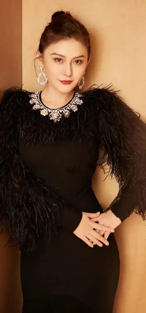 明星美图—第222期热依扎