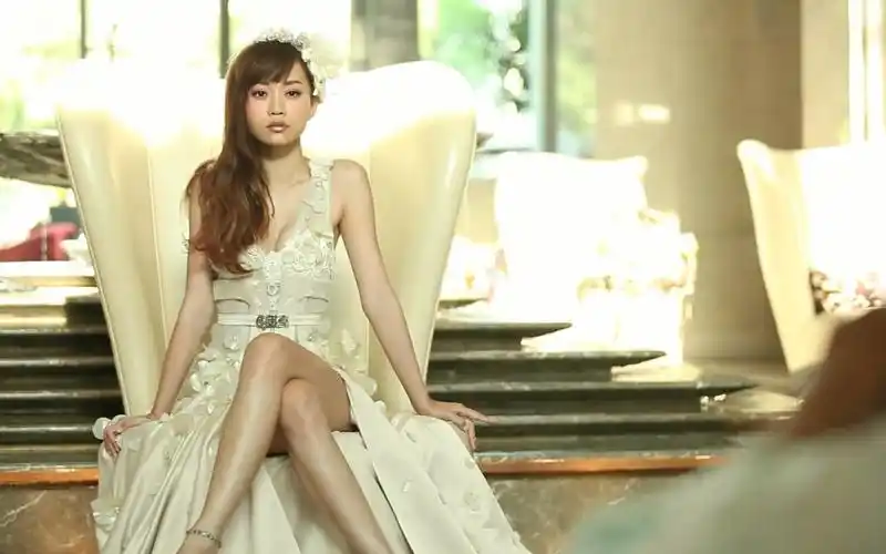 杨爱瑾写真集《mikitopia》拍摄花絮|part 2