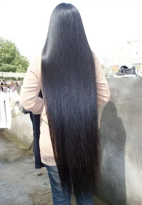 长发剪掉拉爱碎了