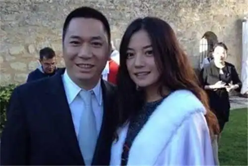 赵薇老公否认当过司机:请胡说八道的闭嘴