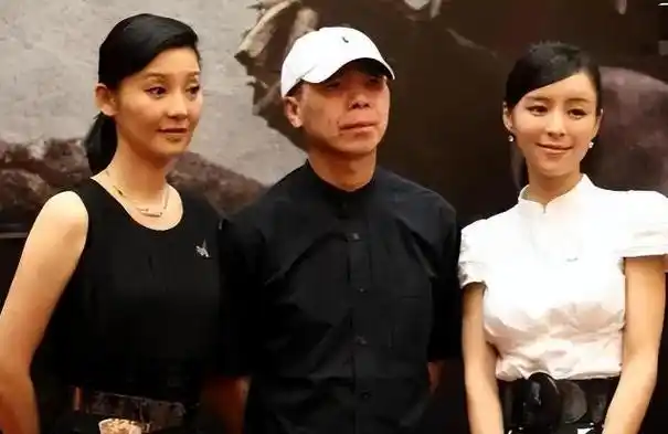 "性交易"脏水泼了张静初12年,再看她近况,真假定论一目了然