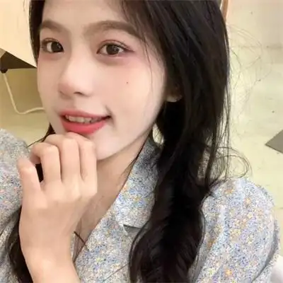 成熟美女真实自然头像高清优雅的自然美女真实图片