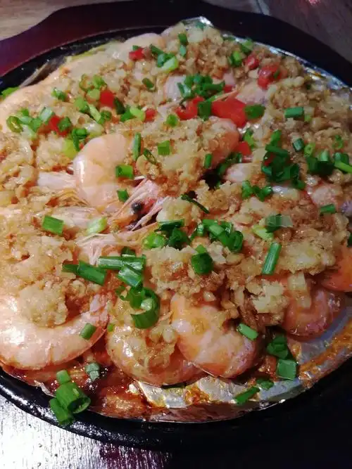 味道超赞的蒜蓉铁板虾