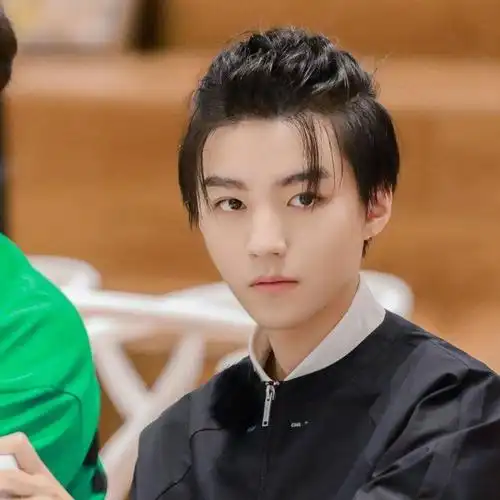 王俊凯描述家中房子细节宛如童话世界充满童年乐趣