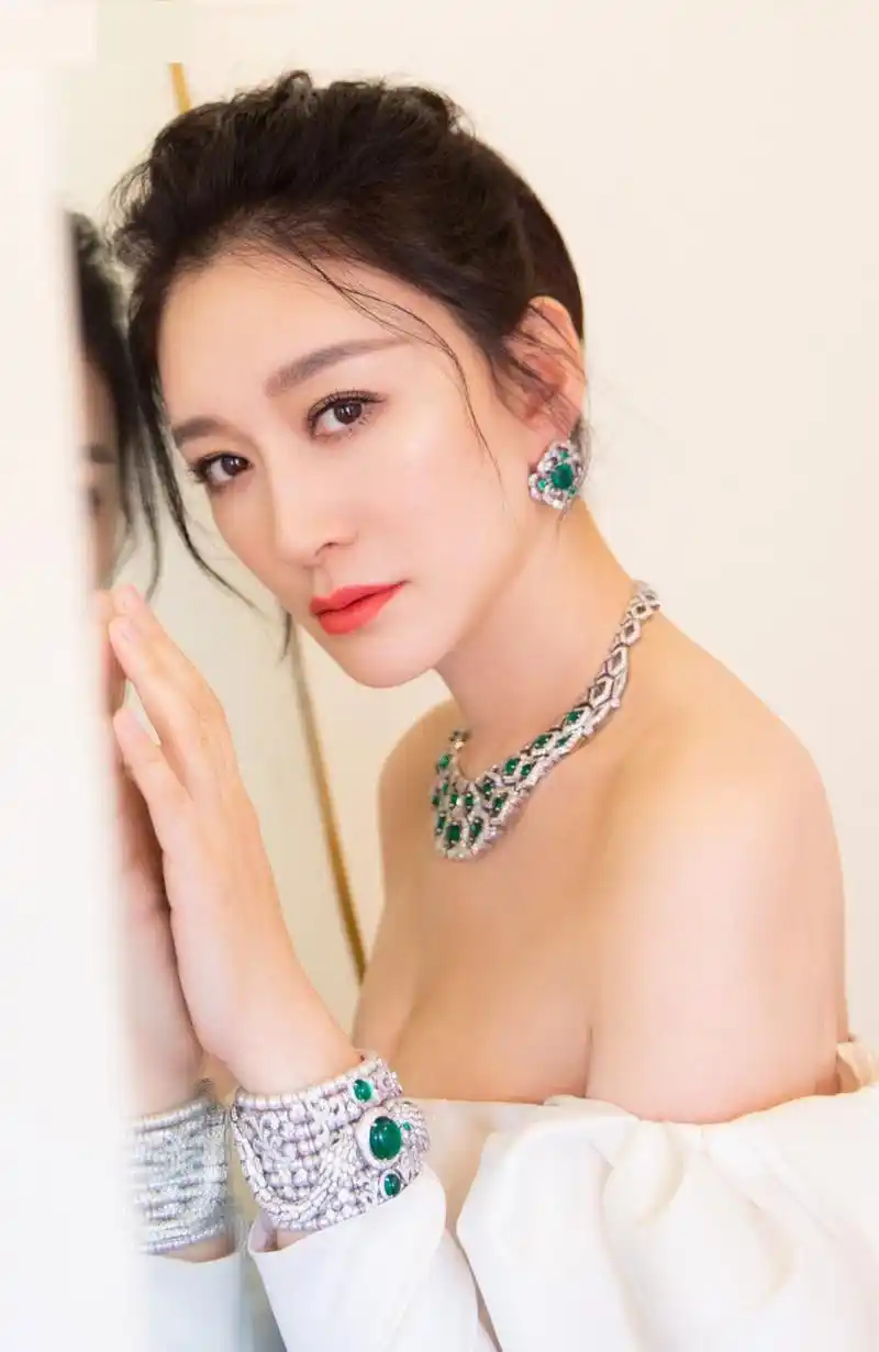 大家对李小冉怎么看?#娱乐最前沿