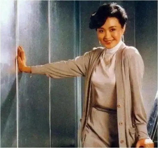 著名导演陈国星与女星方舒离婚30年如今现状如何