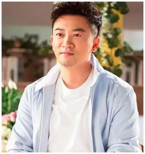 苏有朋荣获《披荆斩棘2》年度总冠军 昔日乖乖虎风采依旧_苏有朋披荆