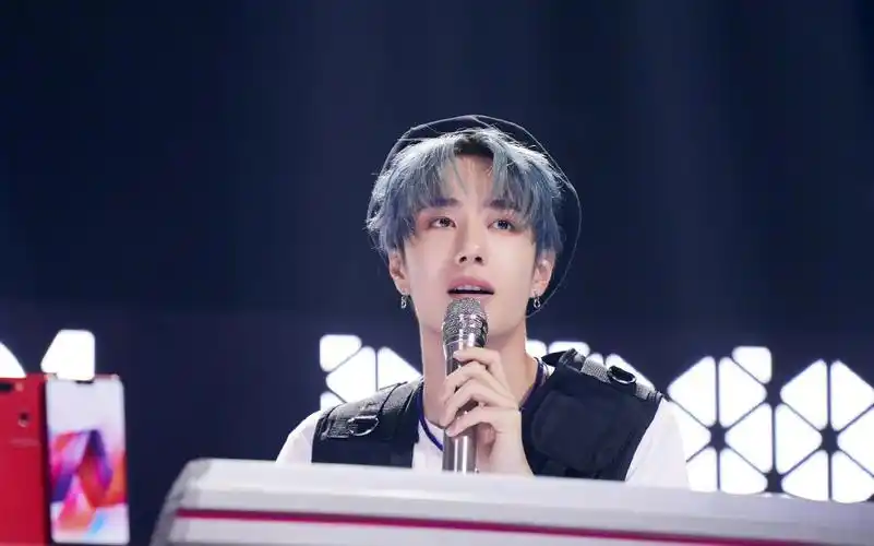 > 王一博创造101公演剧照帅气图片(7/9)王一博相关图片 推荐壁纸 本站