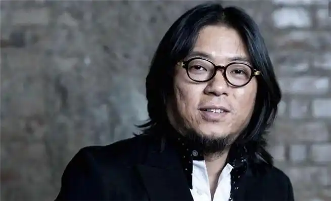 高晓松家世显赫吓坏人 大谈退出阿里巴巴董事内幕