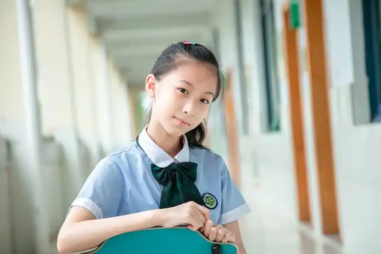 学院路小学毕业照——个人写真照