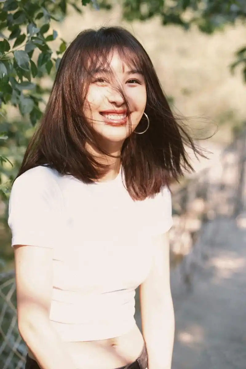 李菲儿笑起来好美