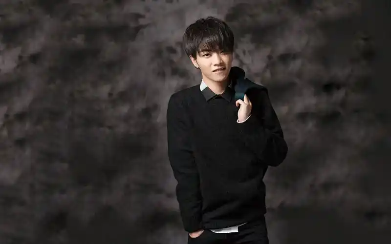 花花华晨宇个人帅气写真图片高清电脑桌面壁纸(二)