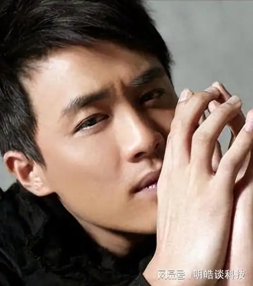 他曾是娱乐圈公认的"花心大萝卜", 却爱上了比自己大7岁的美女|杜淳