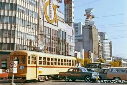 六十年代日本街拍,经济飞速发展后的繁荣景象