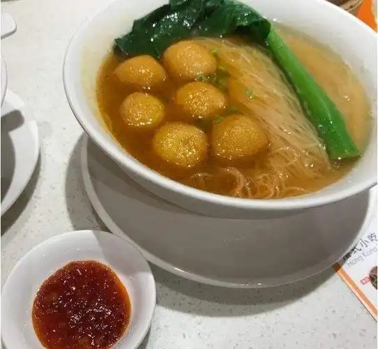 港式咖哩鱼蛋面