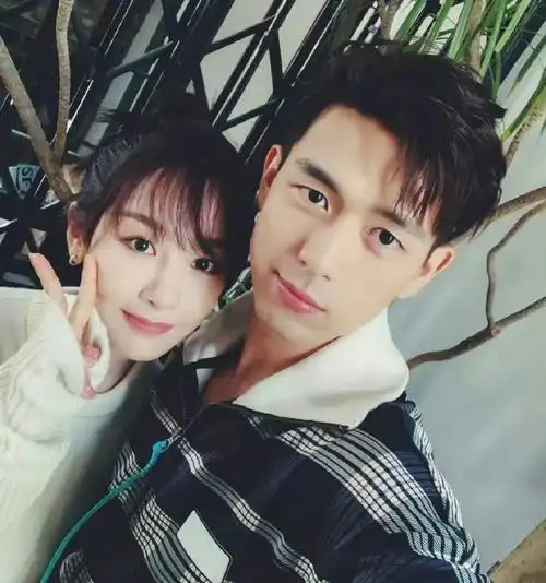 《国色芳华》官宣,杨紫二搭李现,励志大女主商战剧,看完制作班底放心