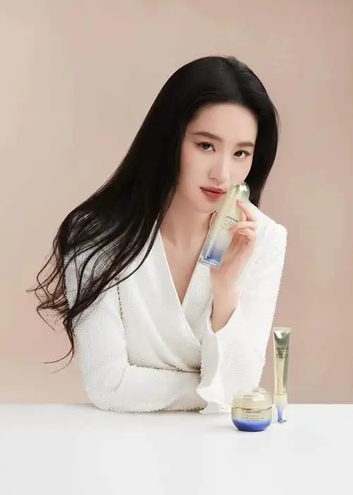 刘亦菲新图资生堂全球代言人好美