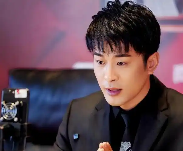 网红辛巴连续直播14小时销售额高达17亿自爆账号估值400亿