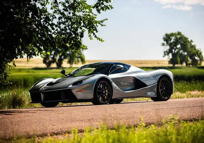 ferrari laferrari,10年过去了,拉法的颜值依然在线,完全不过时