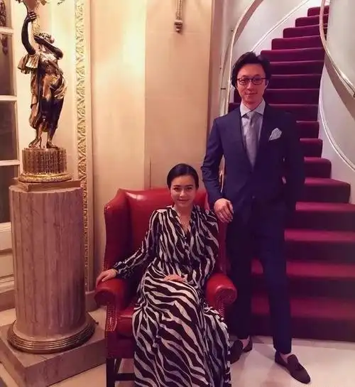 主持人陈辰:我这辈子最正确的决定,就是41岁高龄为小丈夫生孩子