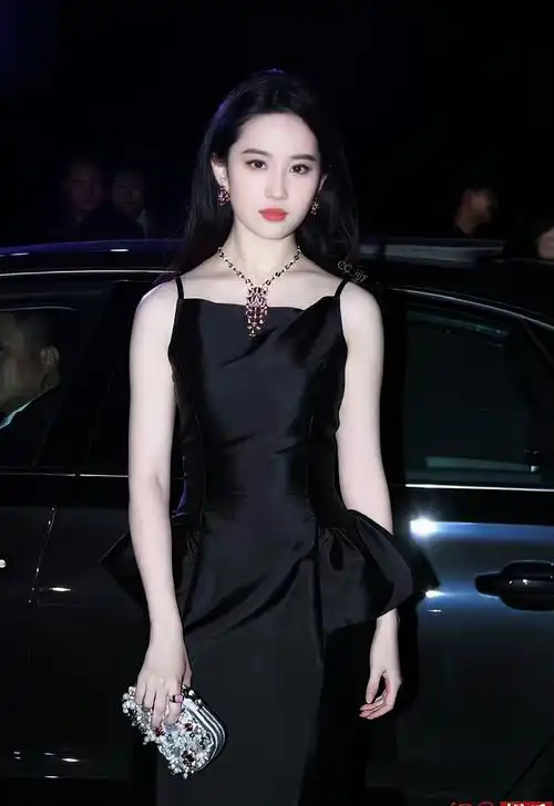 刘亦菲黄亦玫#95#刘亦菲玫瑰的故事#    存档·刘亦菲头像/壁