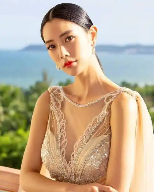 韩国女神李成敏写真赏,颜值与演技震撼你的心!_表演_社会_观众