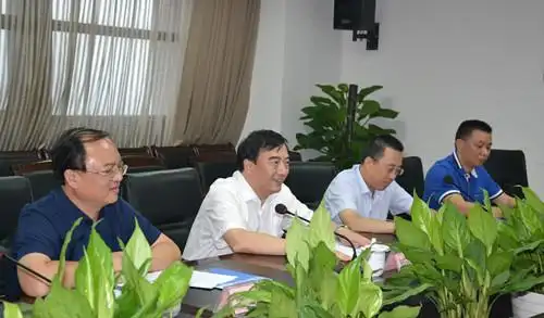 9月18日,省检察院党组成员,纪检组长邹小俊率队莅临集团指导工作.